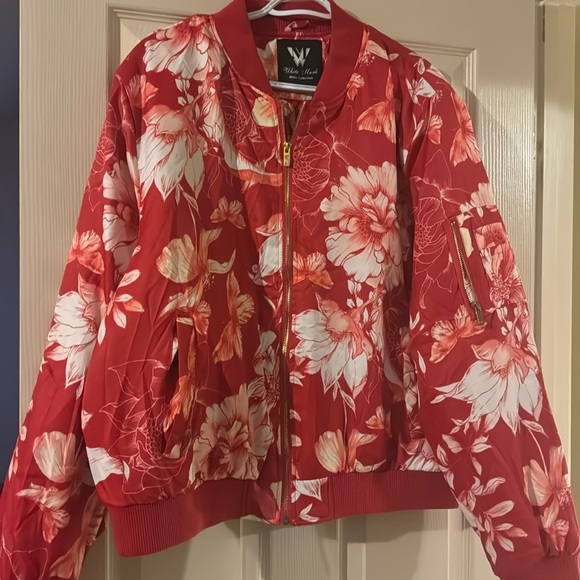 *SOLD* White Mark Floral Jacket Red/White With No Callouts Size 2X - Picture 5 of 8